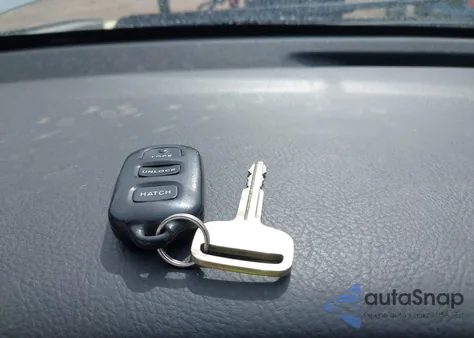 2003 Toyota Matrix Xrs from USA, damaged, VIN 2T1KY38E43C049330